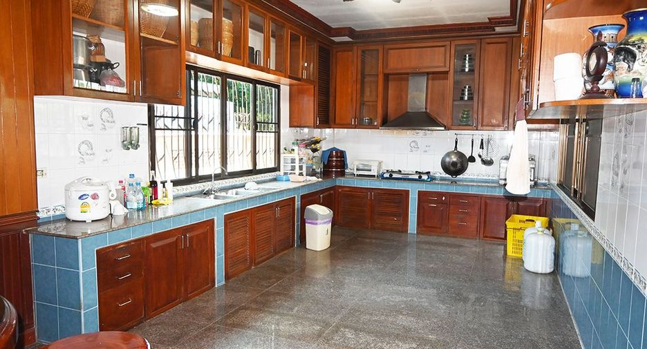 À vendre 4 chambres villa à Mueang Rayong, Rayong