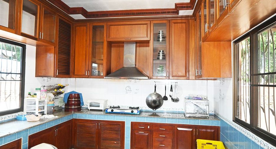 À vendre 4 chambres villa à Mueang Rayong, Rayong