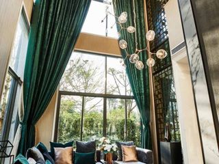 Casa en venta de 4 habitaciones en Phra Khanong, Bangkok