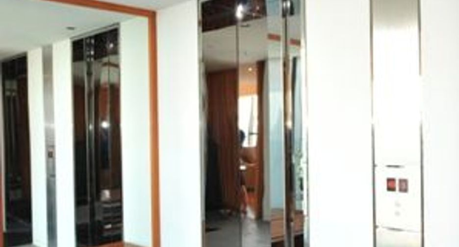For rent and for sale 3 bedrooms condo in Sathon, Bangkok