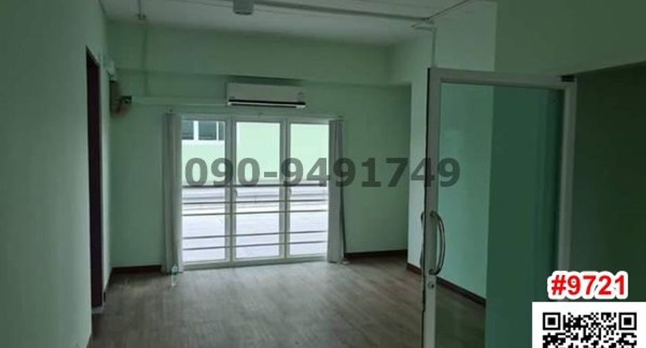 Büro zur Miete mit 4 Zimmer in Prawet, Bangkok