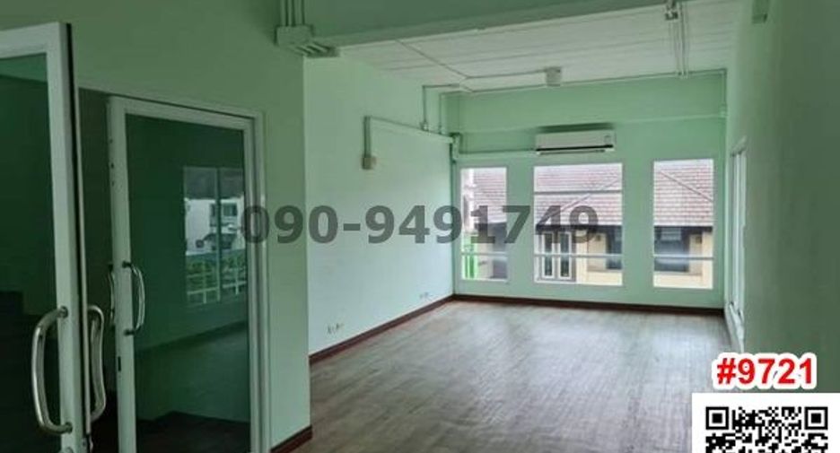 Büro zur Miete mit 4 Zimmer in Prawet, Bangkok