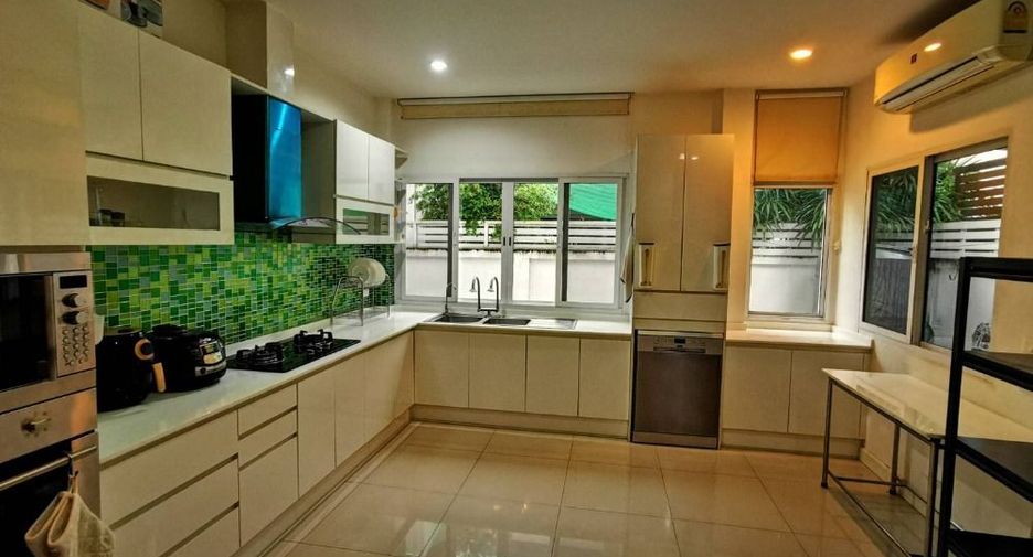 À vendre 3 chambres maison à Bang Phli, Samut Prakan