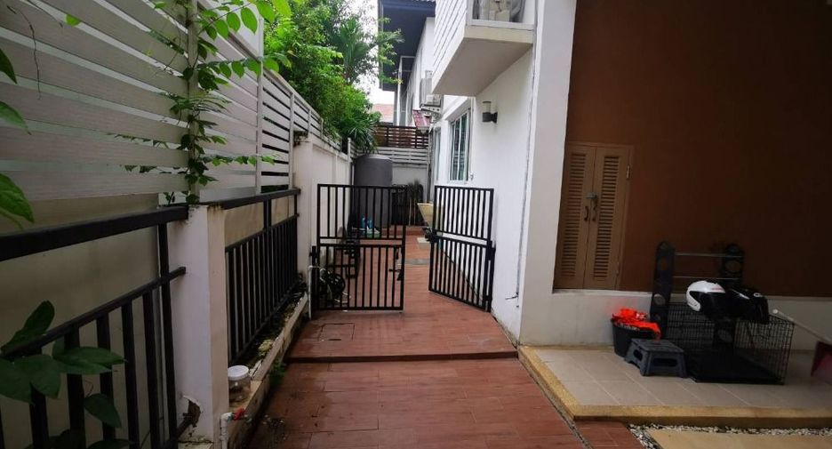 À vendre 3 chambres maison à Bang Phli, Samut Prakan