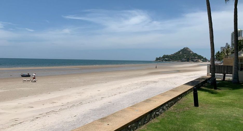 For sale 2 bedrooms condo in Hua Hin, Prachuap Khiri Khan