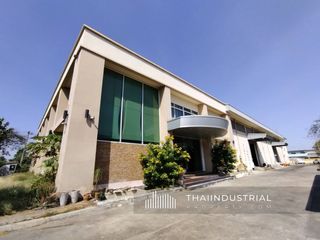 À vendre entrepôt à Bang Phli, Samut Prakan