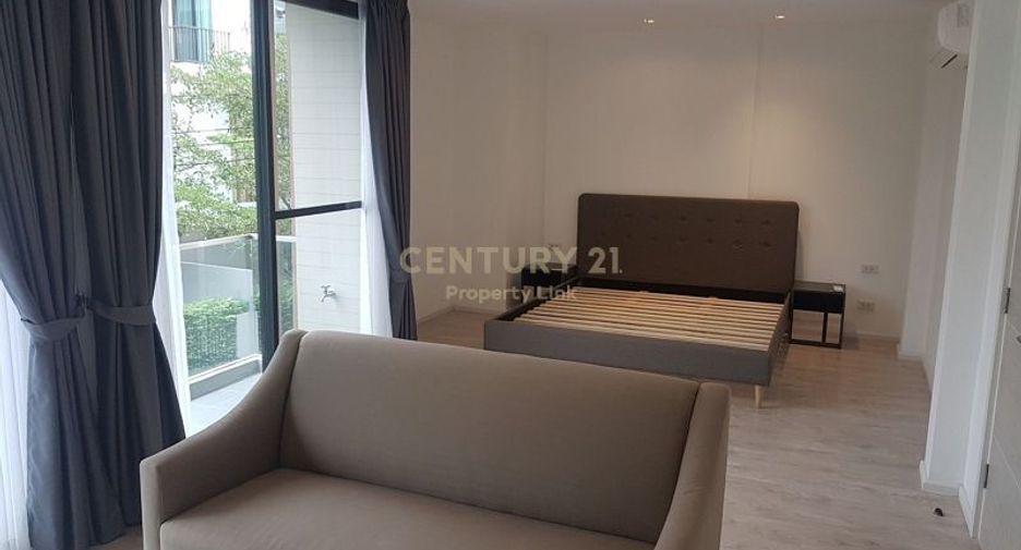 For rent 4 bedrooms house in Prawet, Bangkok
