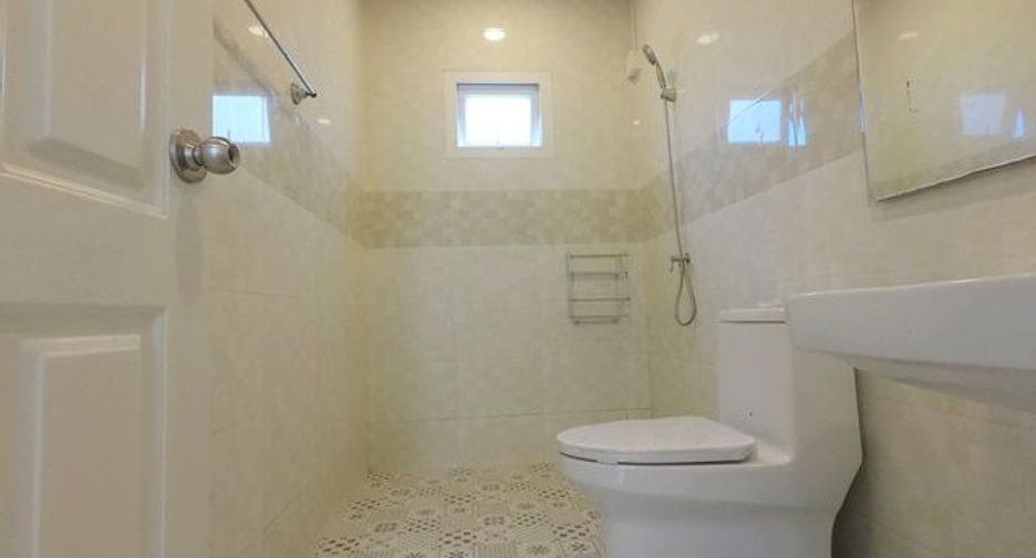 Haus zum Kauf mit 3 Zimmer in Mueang Samut Sakhon, Samut Sakhon