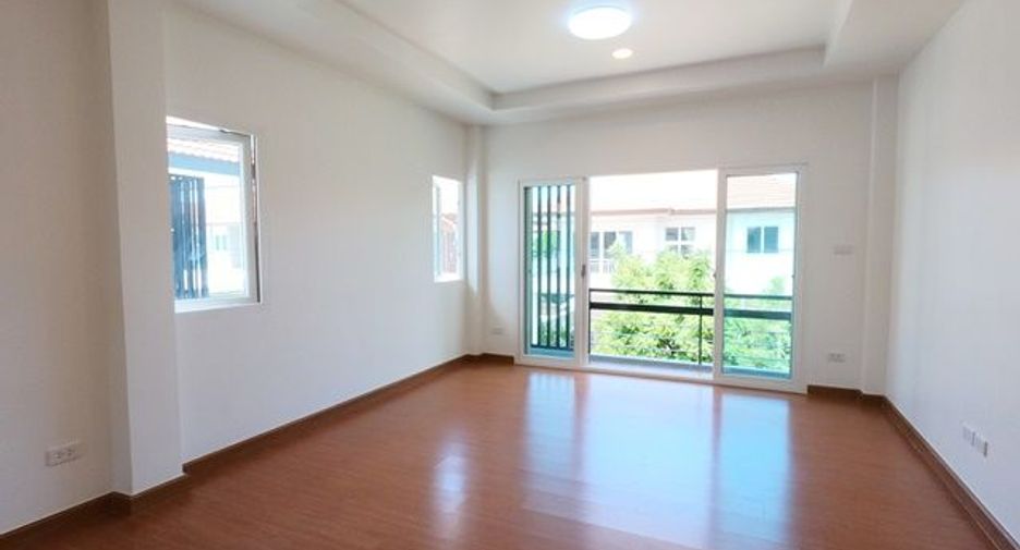 Haus zum Kauf mit 3 Zimmer in Mueang Samut Sakhon, Samut Sakhon