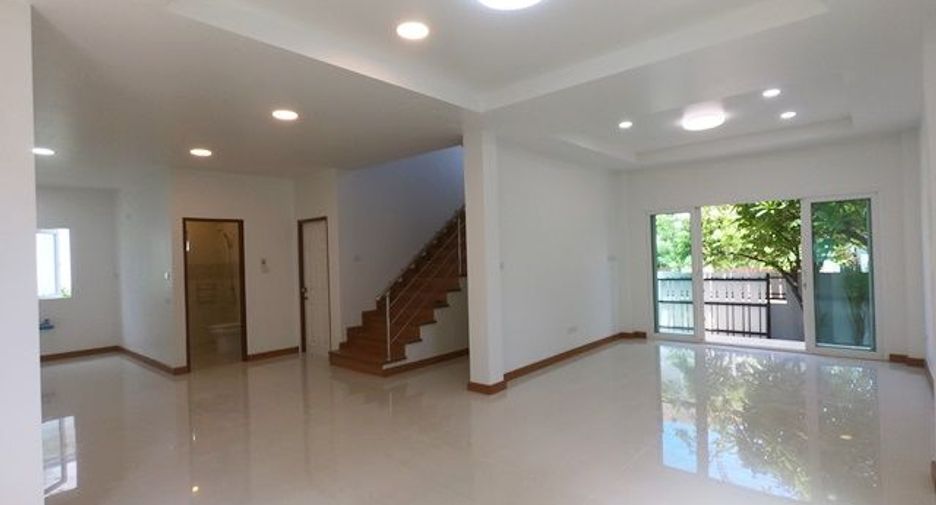 Haus zum Kauf mit 3 Zimmer in Mueang Samut Sakhon, Samut Sakhon