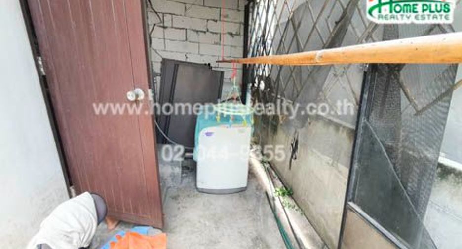 For sale 2 bedrooms house in Thawi Watthana, Bangkok