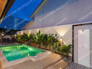 Villa en alquiler de 4 habitaciones en Bang Lamung, Chonburi