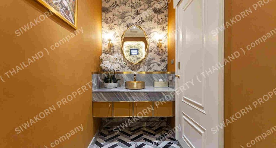 Villa en alquiler de 4 habitaciones en Bang Lamung, Chonburi