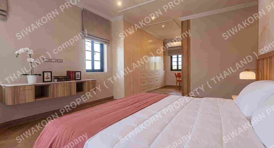Villa en alquiler de 4 habitaciones en Bang Lamung, Chonburi