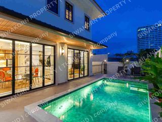 Villa en alquiler de 4 habitaciones en Bang Lamung, Chonburi