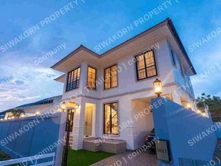 Villa en alquiler de 4 habitaciones en Bang Lamung, Chonburi