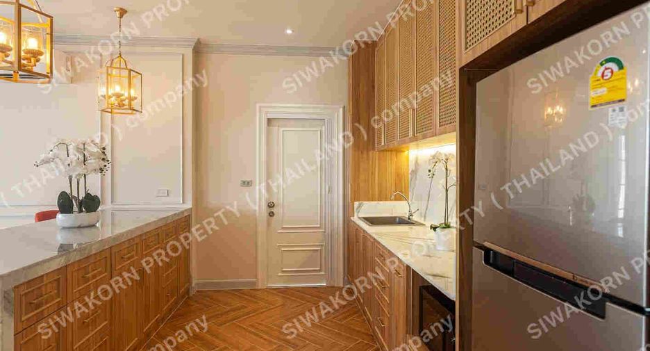 Villa en alquiler de 4 habitaciones en Bang Lamung, Chonburi