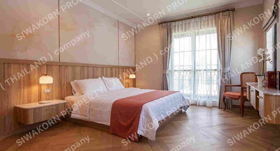 Villa en alquiler de 4 habitaciones en Bang Lamung, Chonburi