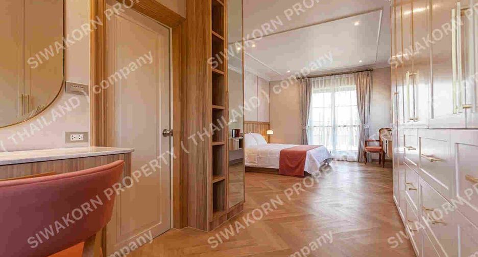 Villa en alquiler de 4 habitaciones en Bang Lamung, Chonburi