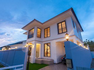 For rent 4 Beds villa in Pratumnak, Pattaya