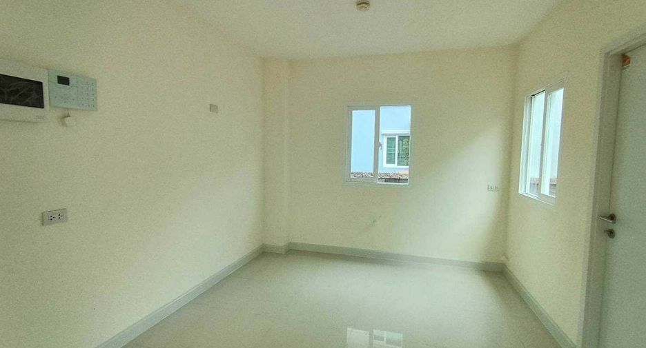 Casa en venta de 3 habitaciones en Bang Khae, Bangkok