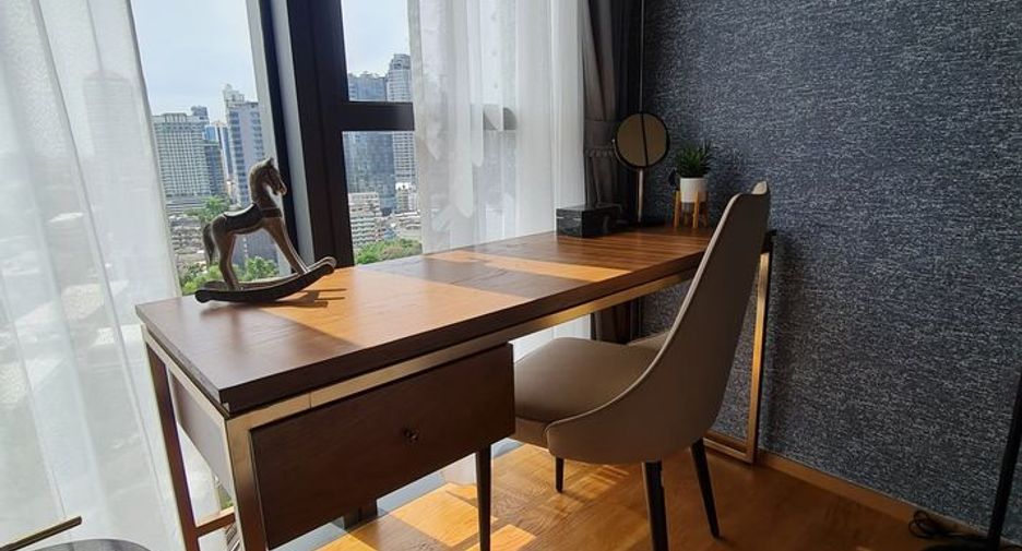 For rent and for sale 2 bedrooms condo in Khlong Toei, Bangkok