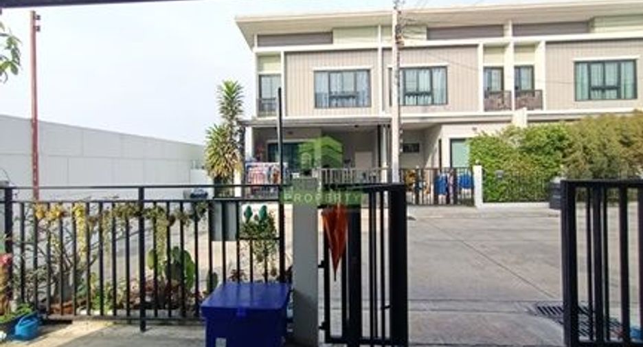 For sale 3 ベッドルーム townhouse in Sai Noi, Nonthaburi