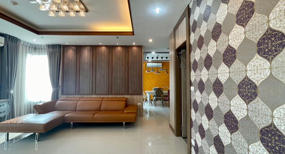 For rent そして for sale 2 Beds condo in Watthana, Bangkok