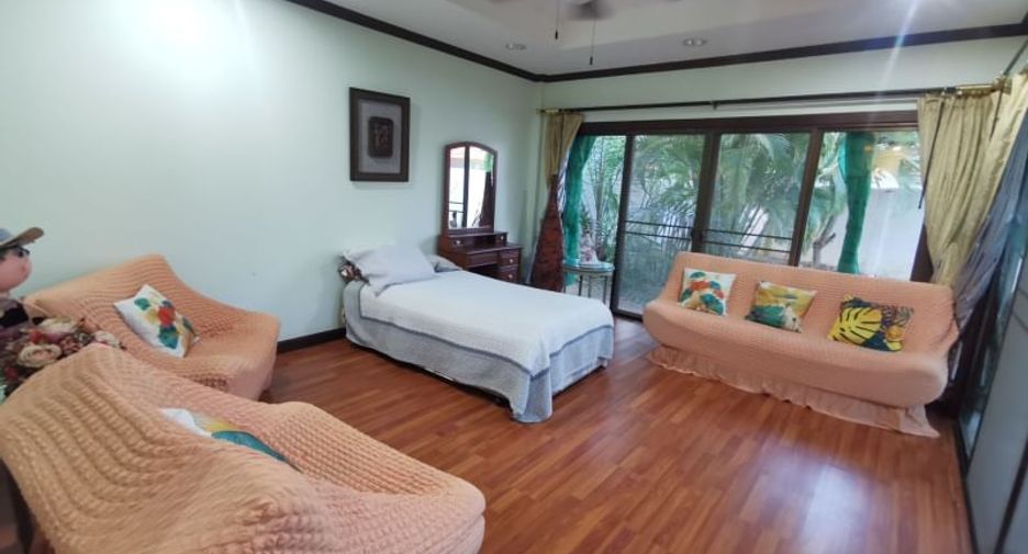 Casa en venta de 4 habitaciones en Sattahip, Chonburi
