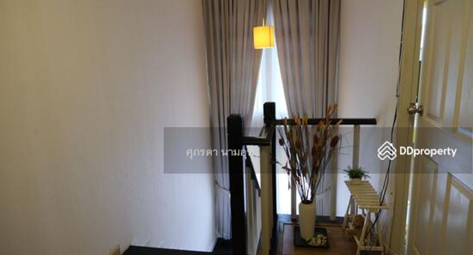 For sale 4 bedrooms house in Khlong Sam Wa, Bangkok