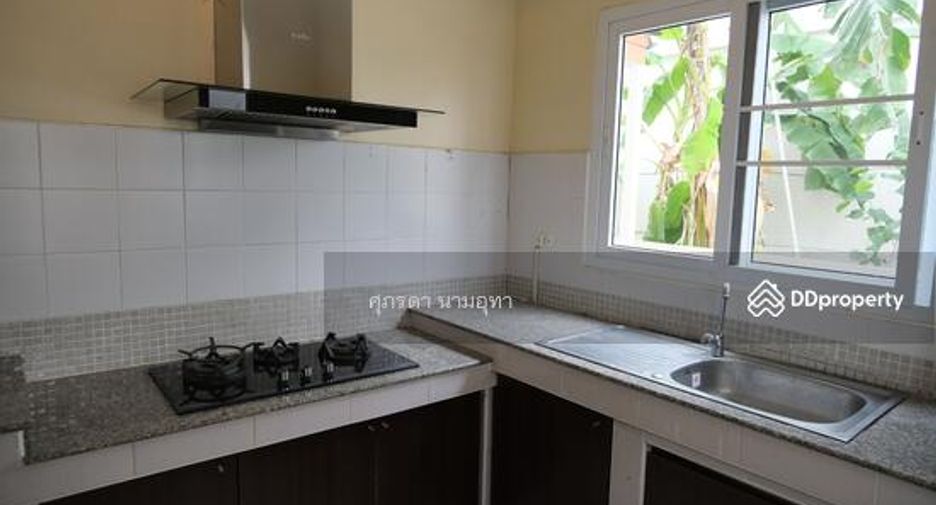 For sale 4 bedrooms house in Khlong Sam Wa, Bangkok