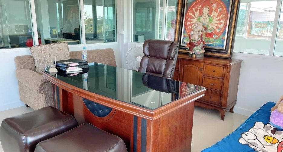 For rent 10 bed office in Lam Luk Ka, Pathum Thani