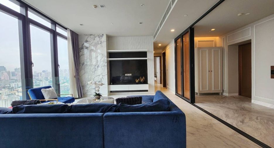 For sale 2 bedrooms condo in Watthana, Bangkok