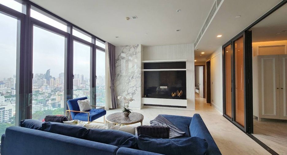 For sale 2 bedrooms condo in Watthana, Bangkok