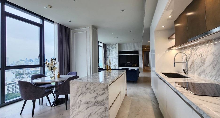 For sale 2 bedrooms condo in Watthana, Bangkok