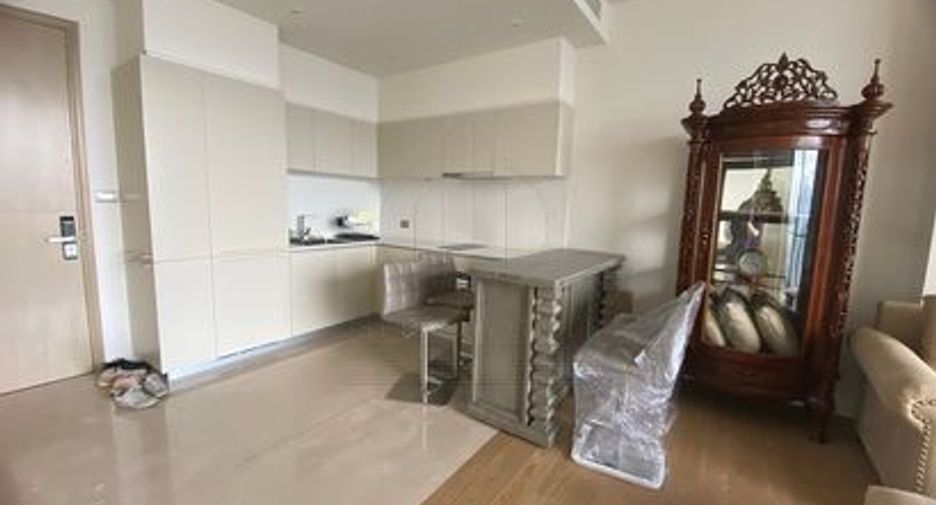 For rent 1 bed condo in Khlong San, Bangkok