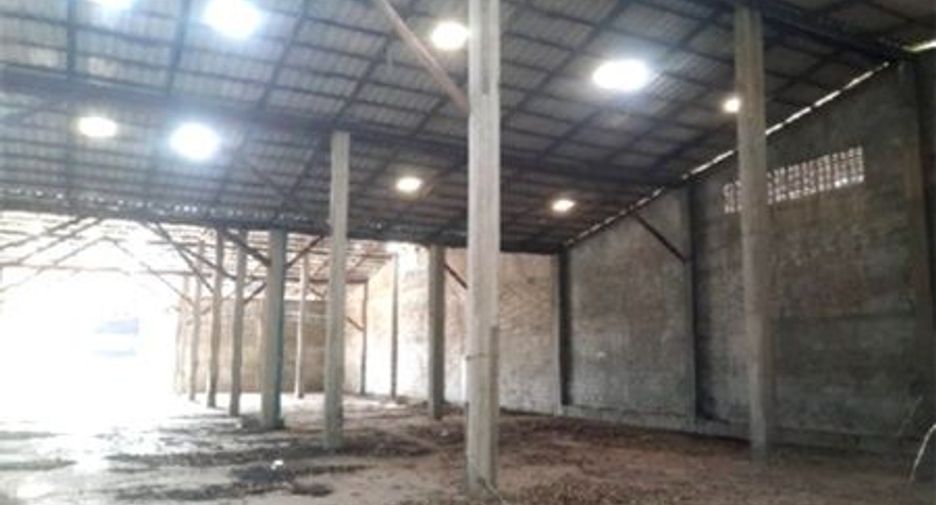 For sale warehouse in Phanom Sarakham, Chachoengsao