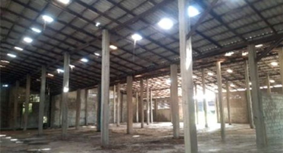 For sale warehouse in Phanom Sarakham, Chachoengsao