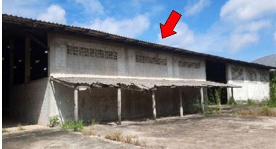 For sale warehouse in Phanom Sarakham, Chachoengsao