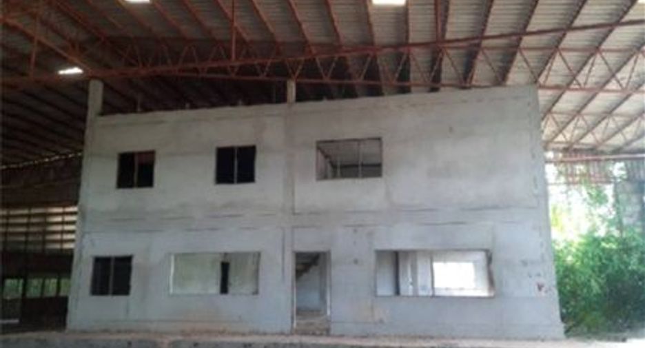 For sale warehouse in Phanom Sarakham, Chachoengsao