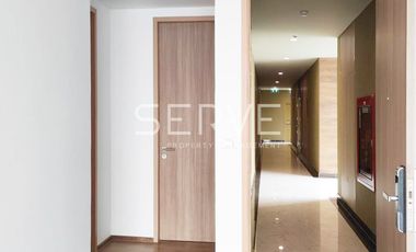 For sale 2 bed condo in Watthana, Bangkok