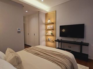 For sale 3 bedrooms condo in Pathum Wan, Bangkok