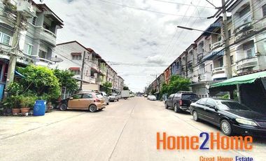 À vendre 4 chambres local commercial à Lam Luk Ka, Pathum Thani
