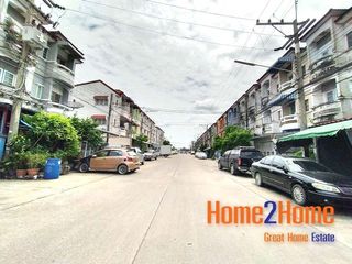 For sale 4 bedrooms retail Space in Lam Luk Ka, Pathum Thani