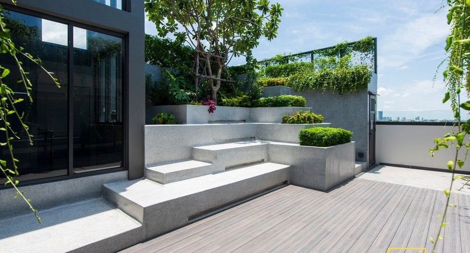 Apartamento en alquiler de 3 habitaciones en Mueang Samut Prakan, Samut Prakan