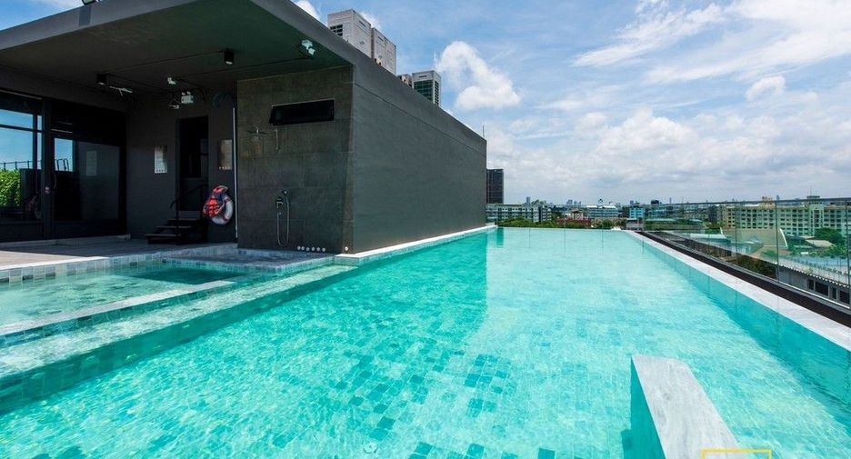Apartamento en alquiler de 3 habitaciones en Mueang Samut Prakan, Samut Prakan