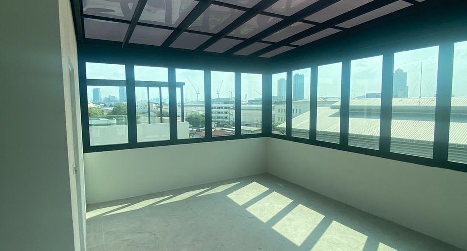 Wohnung zum Kauf mit 3 Zimmer in Yan Nawa, Bangkok