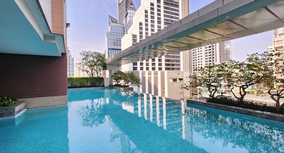 For rent そして for sale 2 Beds condo in Khlong Toei, Bangkok