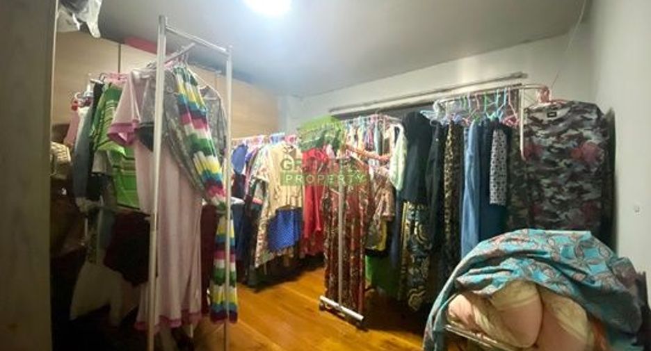 For sale 5 bedrooms retail Space in Mueang Nonthaburi, Nonthaburi