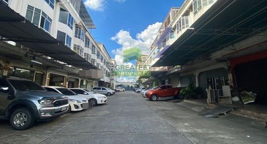For sale 5 bedrooms retail Space in Mueang Nonthaburi, Nonthaburi